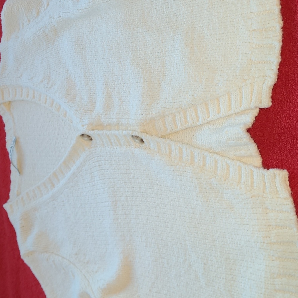 Abercrombie & Fitch Cream Women's Cardigan